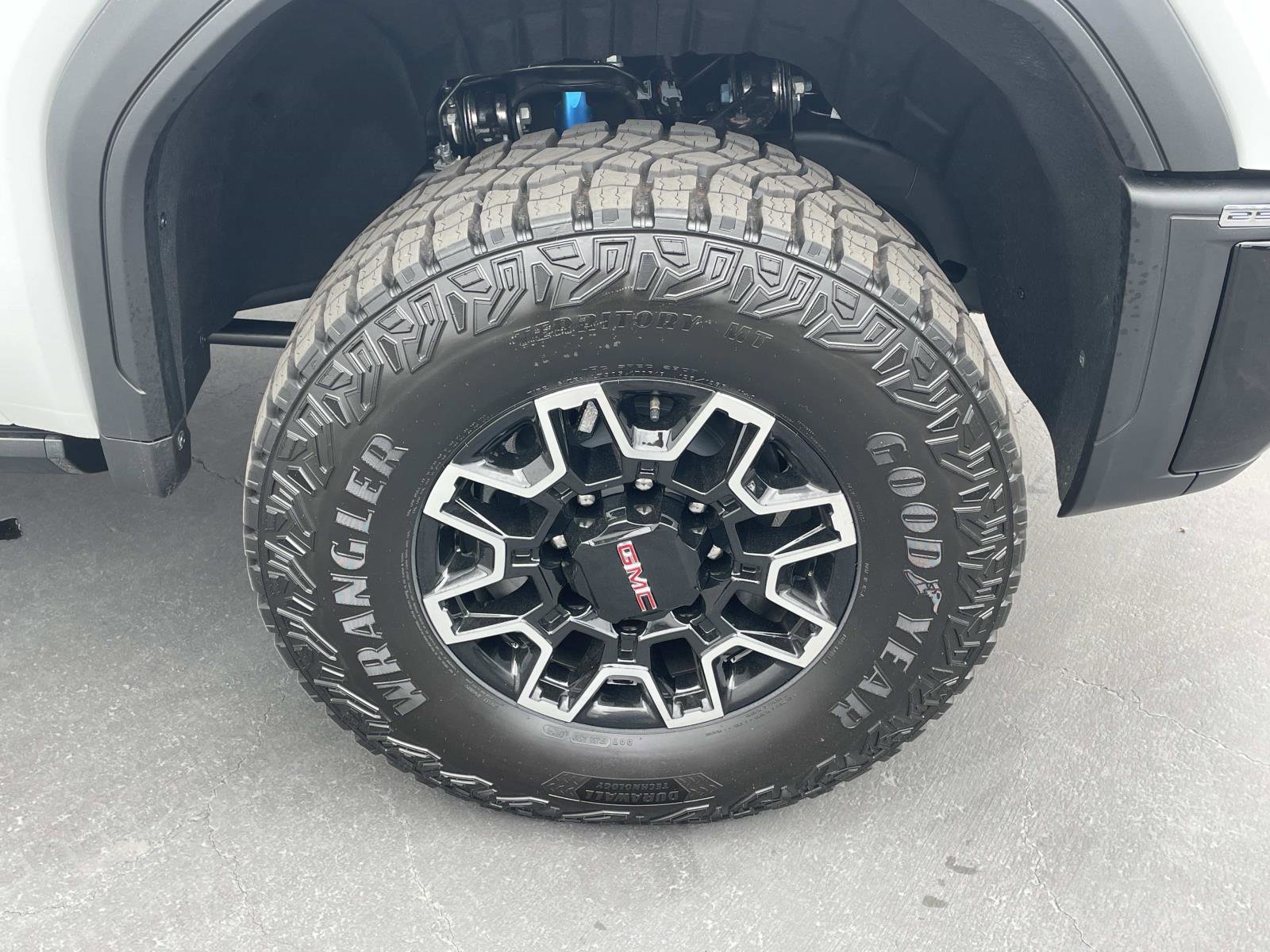 2026 GMC Sierra 2500HD AT4X - Photo 30