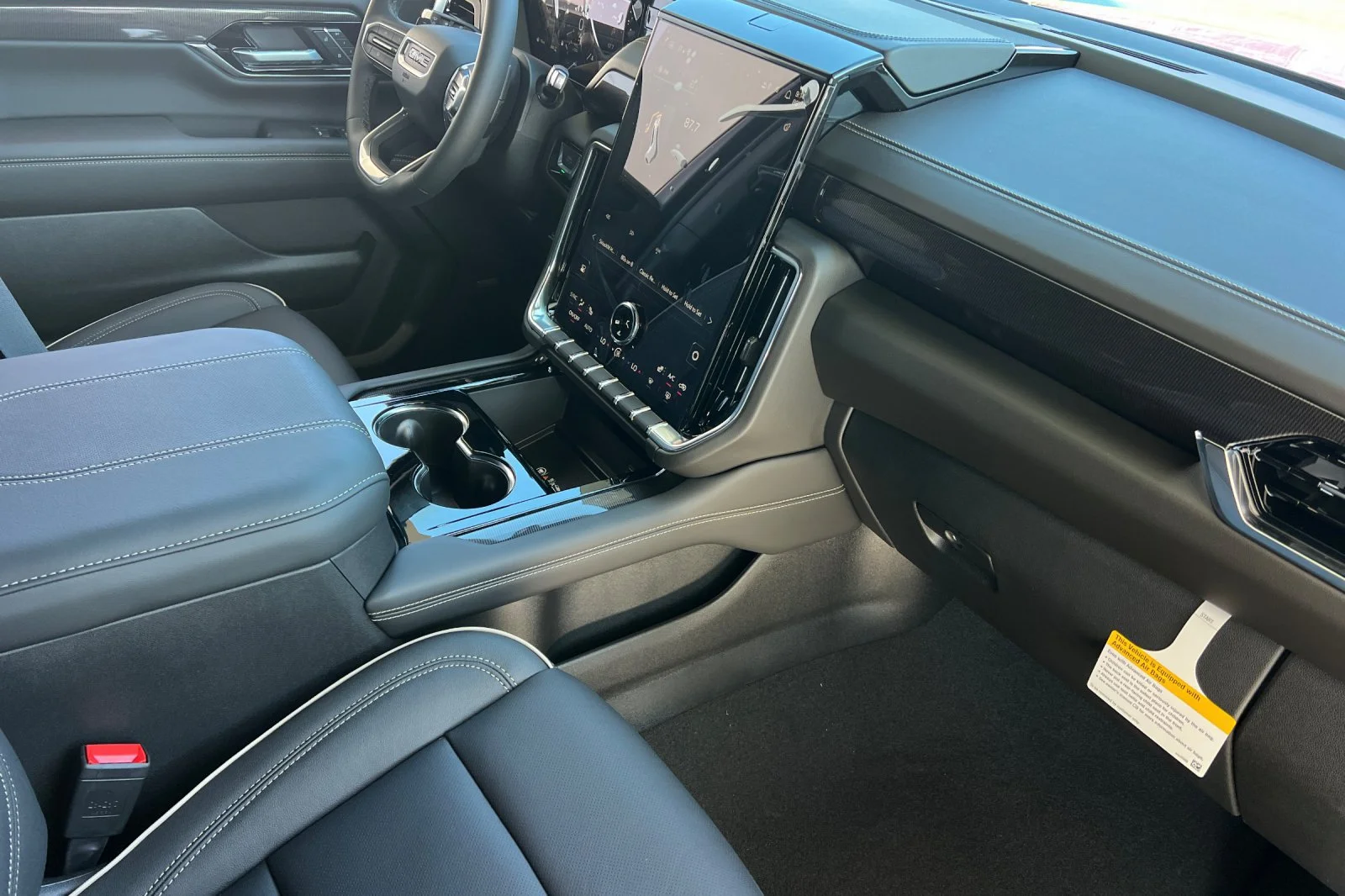 2026 GMC Yukon XL Elevation - Photo 17