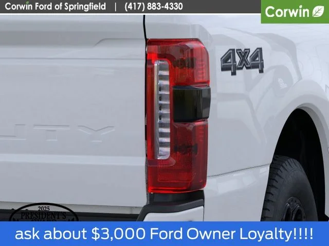 New 2026 Oxford White Ford F-250® XLT image 25