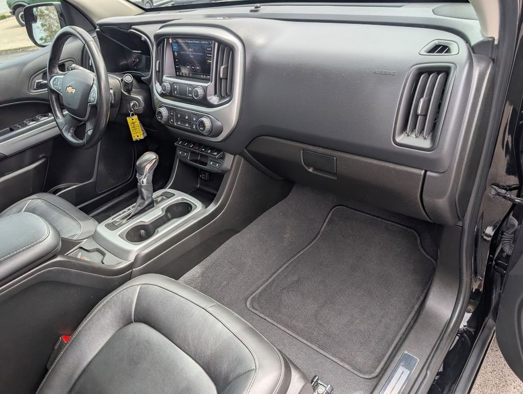 Used 2022  Chevrolet ZR2 image 21