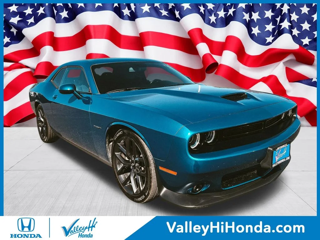 2022 Dodge Challenger R/T's photo