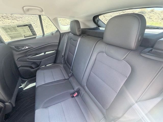 2025 Chevrolet Trax LT - Photo 23