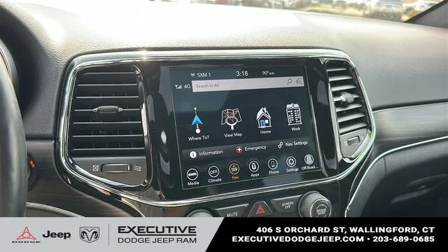 Used 2022 White Jeep Limited image 18