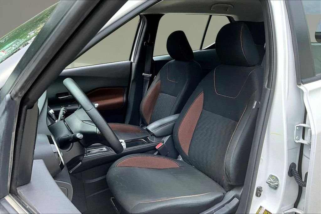 Used 2024 Aspen White Tricoat Nissan SR image 19