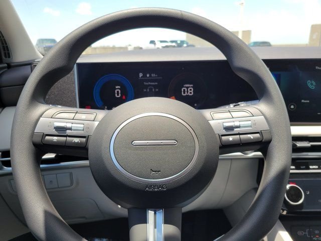 New 2026 White Hyundai SEL FWD image 10