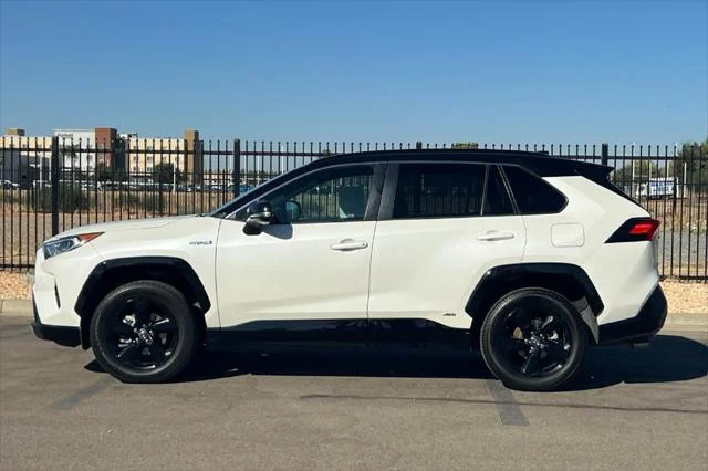 Certified Used 2021 BLIZZARD PEARL/MIDNI Toyota  image 9