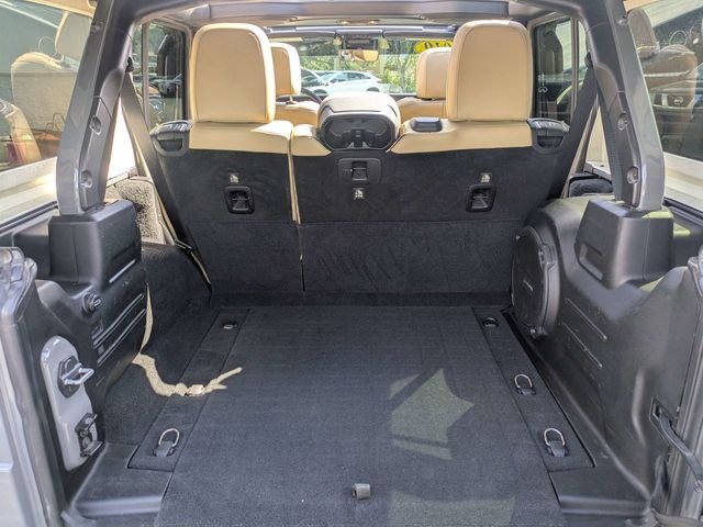 Used 2019 Gray Jeep Unlimited Sahara image 12