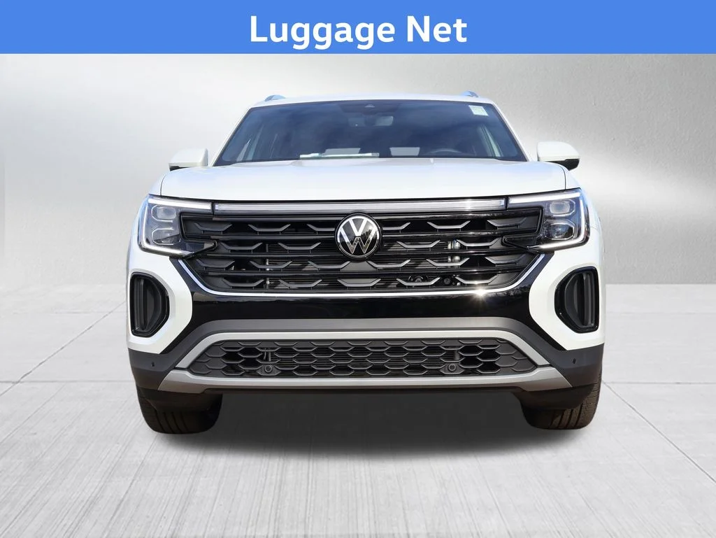New 2026 White Volkswagen 2.0T SE w/Technology image 9