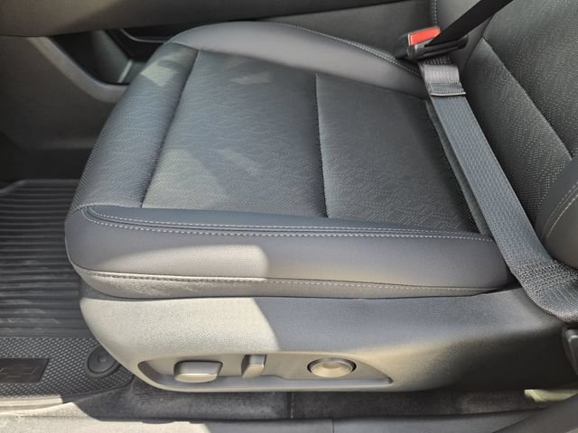 2027 Chevrolet Equinox LT - Photo 19