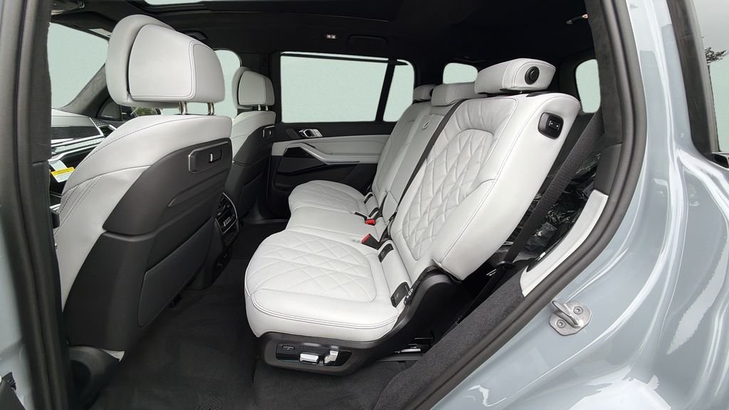 New 2026 Brooklyn Grey Metallic BMW xDrive40i image 17