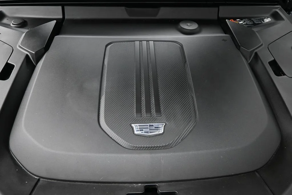 Used 2024 Blue Cadillac Luxury image 9