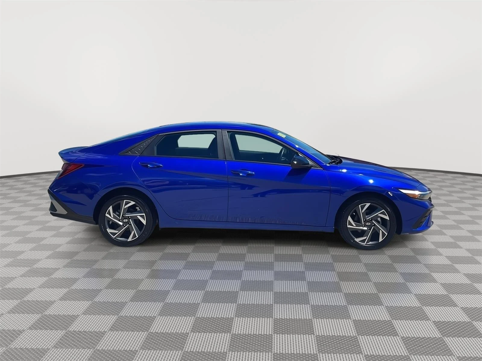 Used 2025 Intense Blue Hyundai SEL Sport image 4