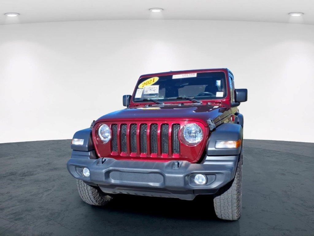 Used 2021 Red Jeep Sport S image 6