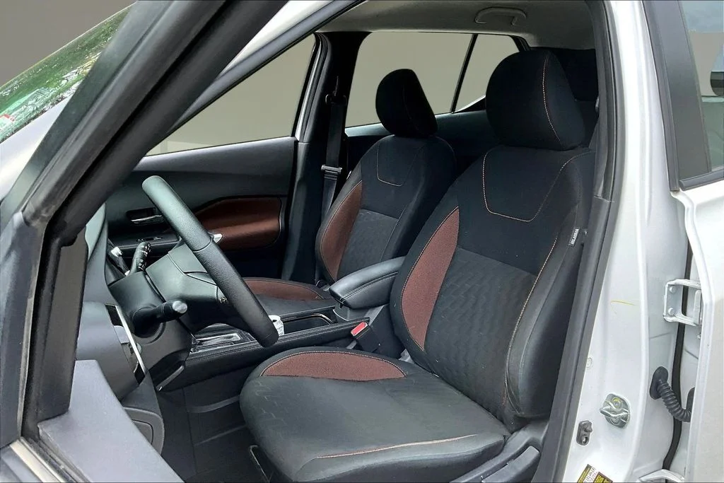 Used 2024 Aspen White Tricoat Nissan SR image 19