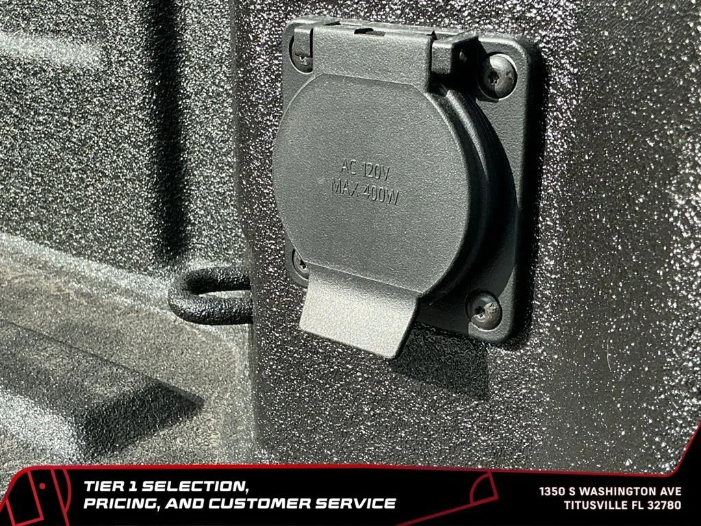 New 2026 Glacier White Tricoat GMC SLT image 30