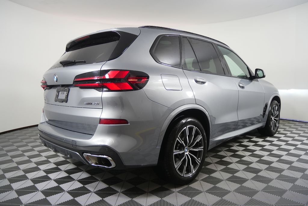 Certified Used 2026 Skyscraper Grey Metallic BMW sDrive40i image 5