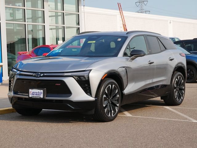 Used 2024 Chevrolet Blazer EV RS with VIN 3GNKDCRJ7RS180634 for sale in Roseville, Minnesota