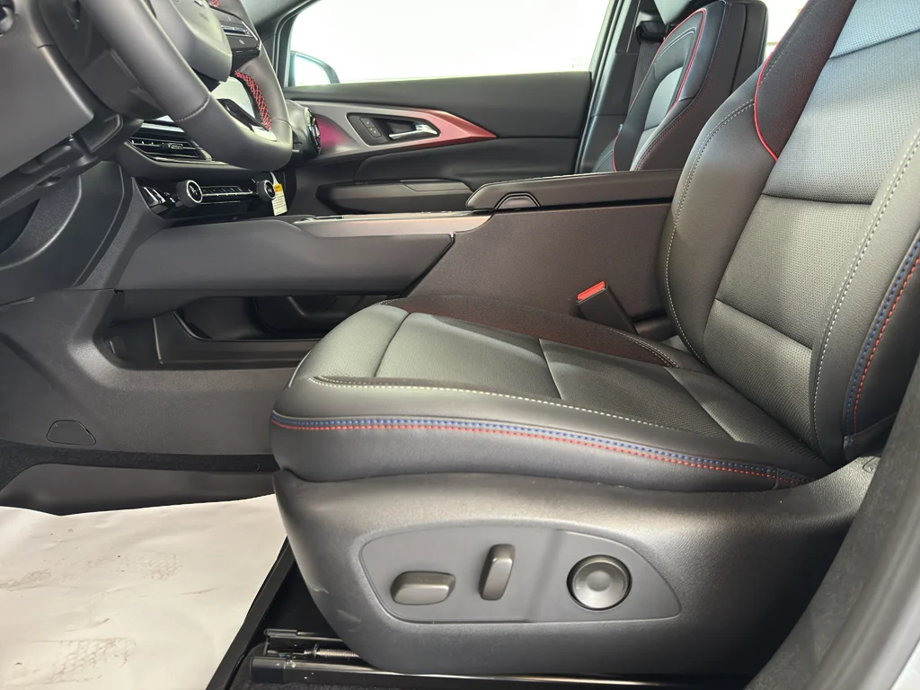 2026 Chevrolet Equinox EV RS - Photo 6