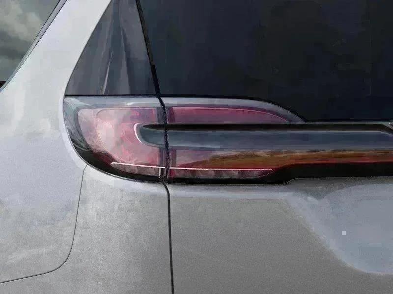 2026 Chrysler Pacifica Select - Photo 37