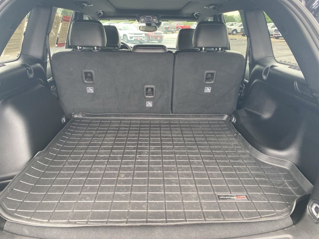 Used 2024 Gray Jeep Limited image 44