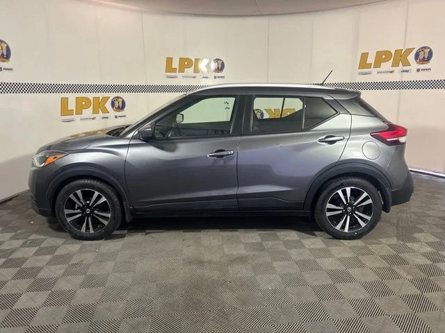 Used 2020 Gun Metallic Nissan SV image 7