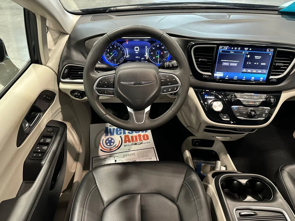 Used 2024 Blue Chrysler Touring L image 27