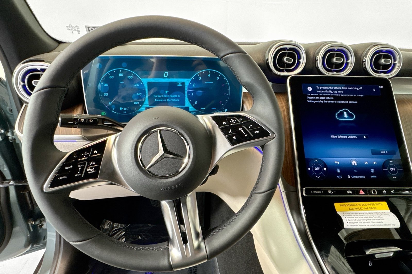 New 2026 Verde Silver Metallic Mercedes-Benz GLC 300 image 11