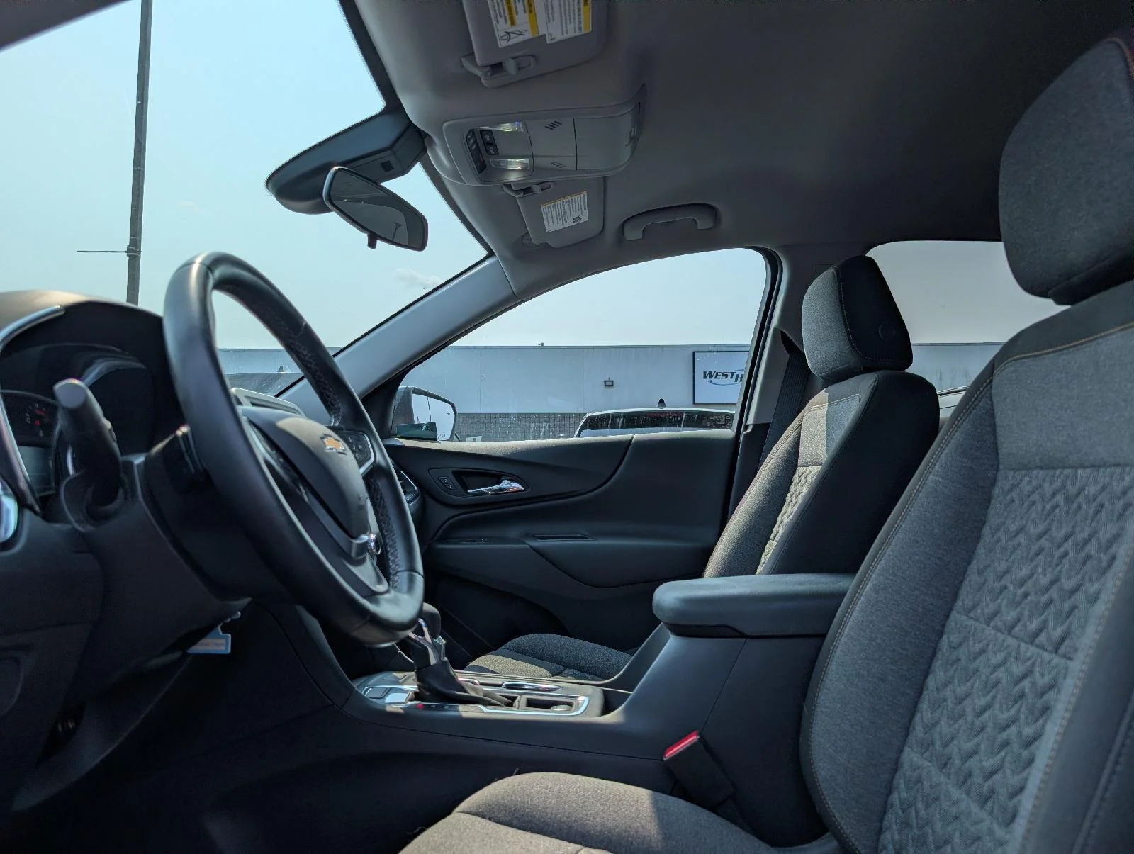 Used 2024 Lakeshore Blue Metallic Chevrolet LT image 8