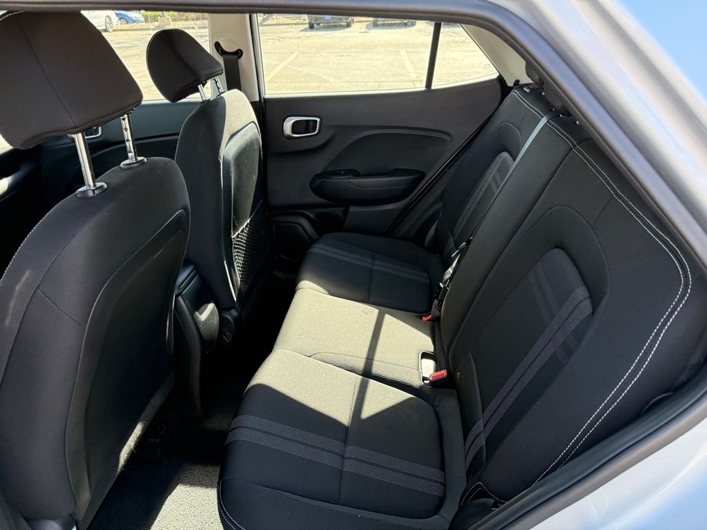 2021 Hyundai Venue SEL - Photo 15