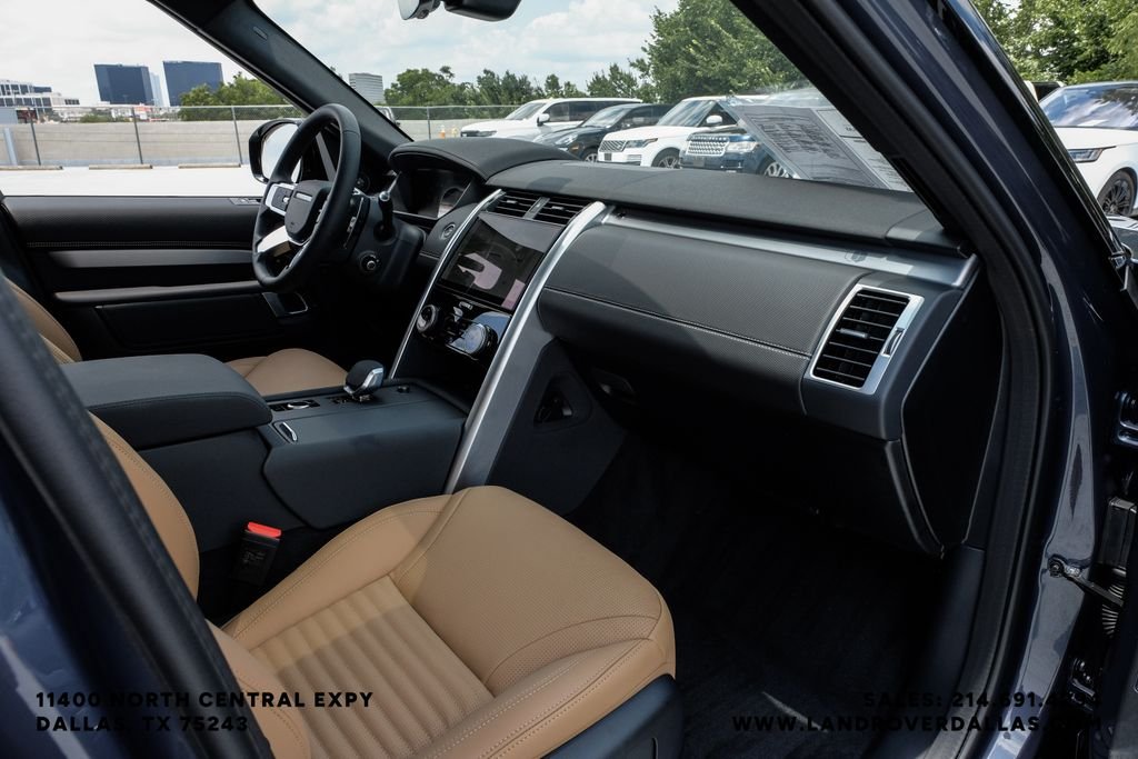 2026 Land Rover Discovery Gemini Edition - Photo 16