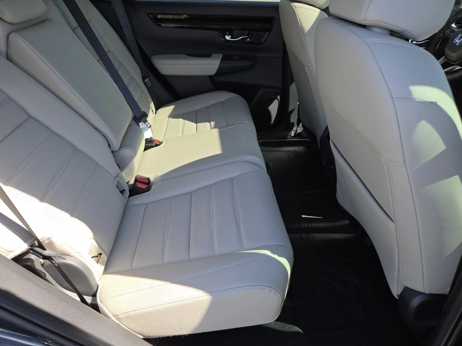 New 2026 Platinum White Pearl Honda EX-L image 24