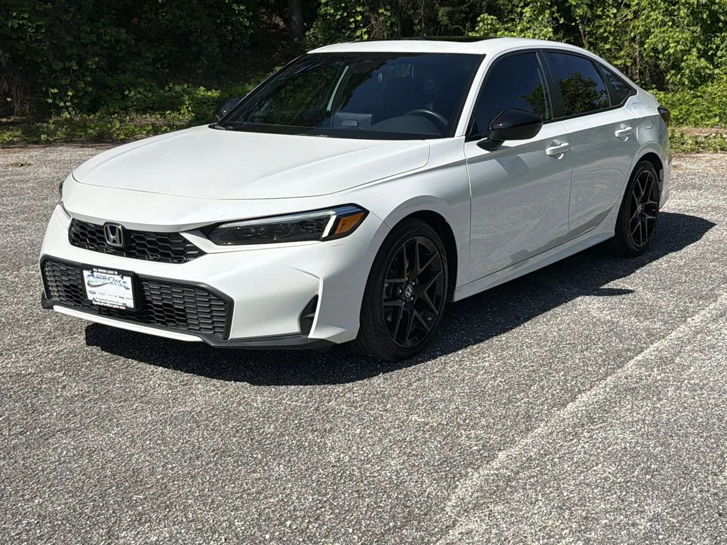 Used 2025 White Honda Sport image 7