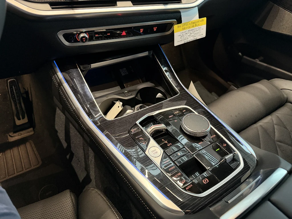 New 2026 Alpine White BMW xDrive50e image 10