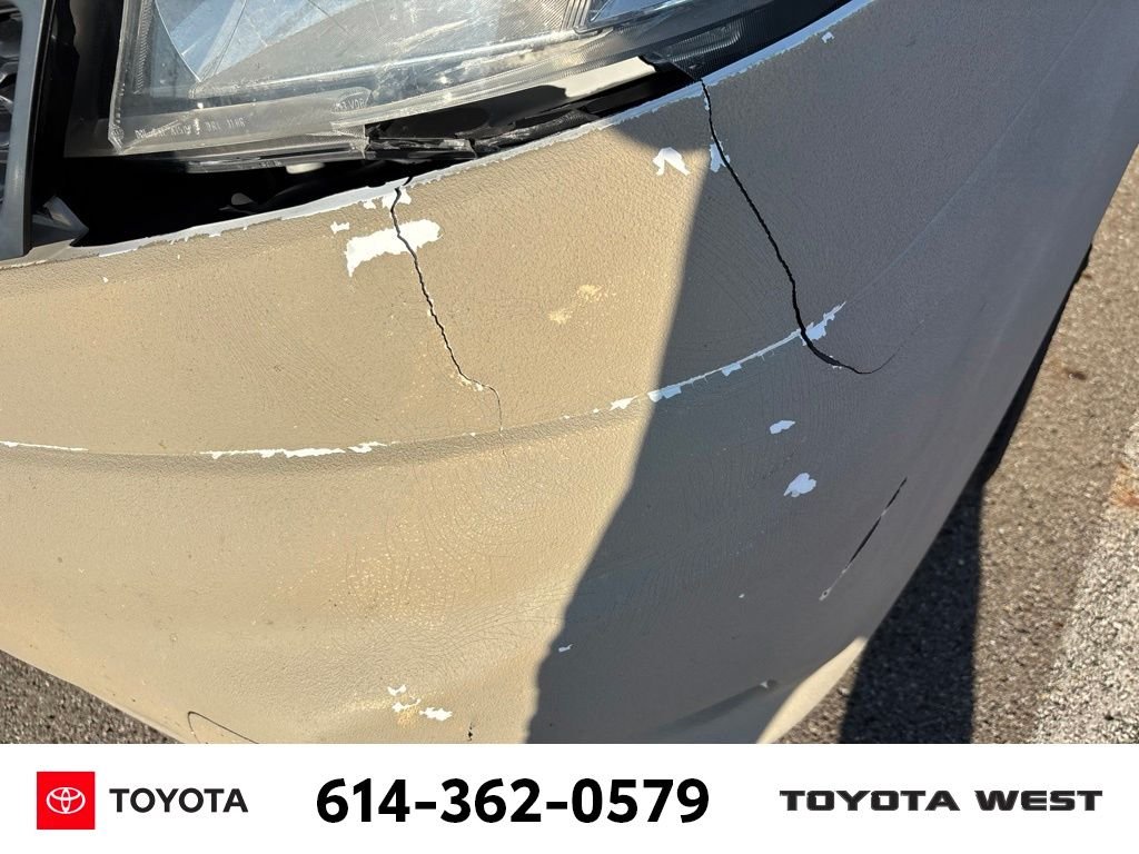 Used 2020 White Nissan S image 3