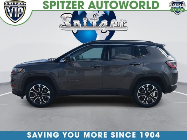 Used 2022 Gray Jeep Limited image 6