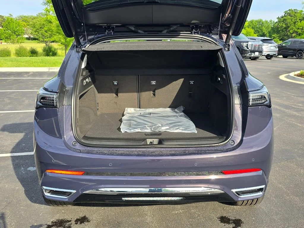 New 2026 Midnight Opal Buick Avenir image 30