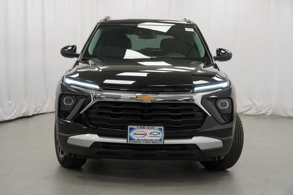 New 2026 Mosaic Black Metallic Chevrolet LT image 33