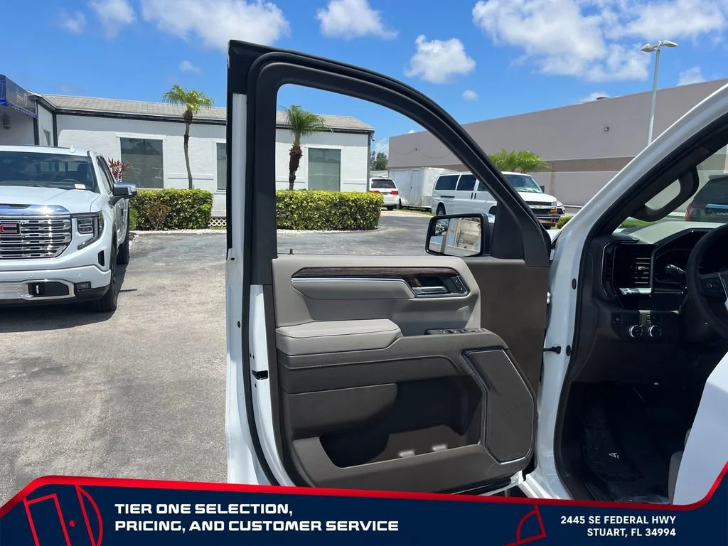New 2026 Summit White GMC SLE image 11