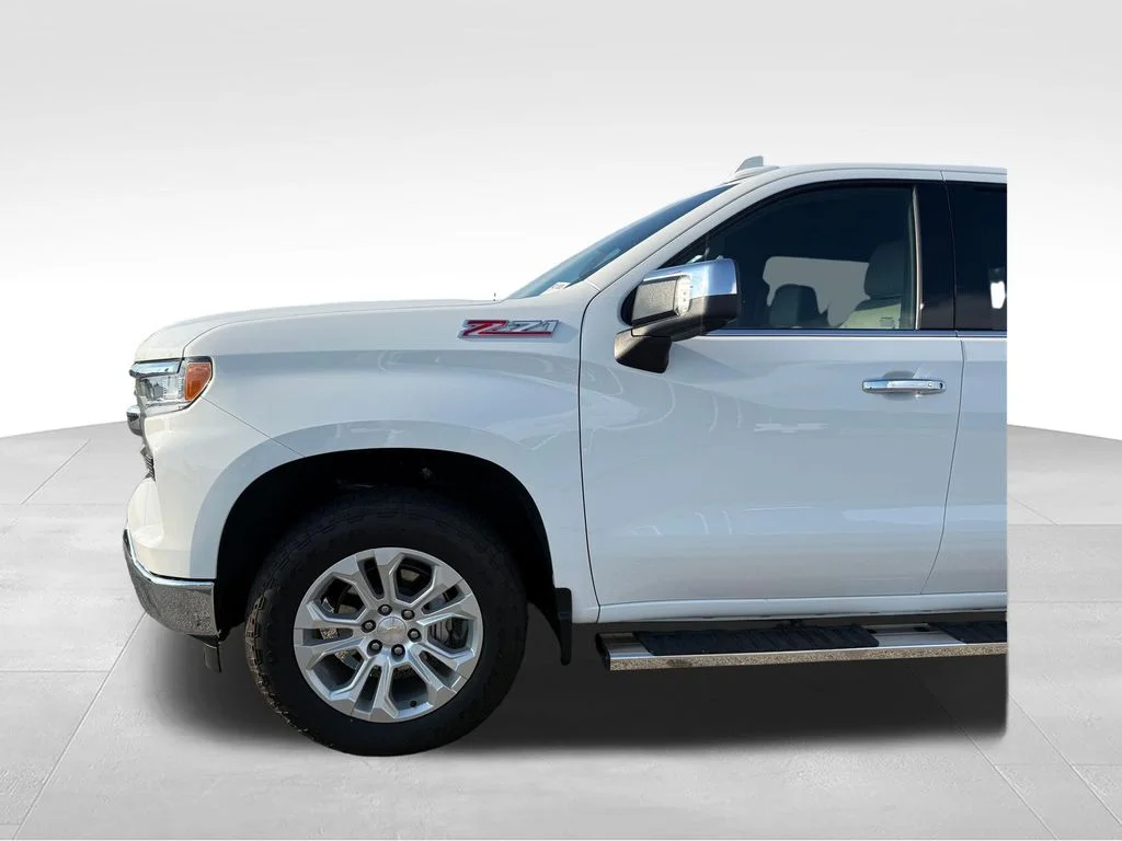 Used 2023 White Chevrolet LTZ image 24