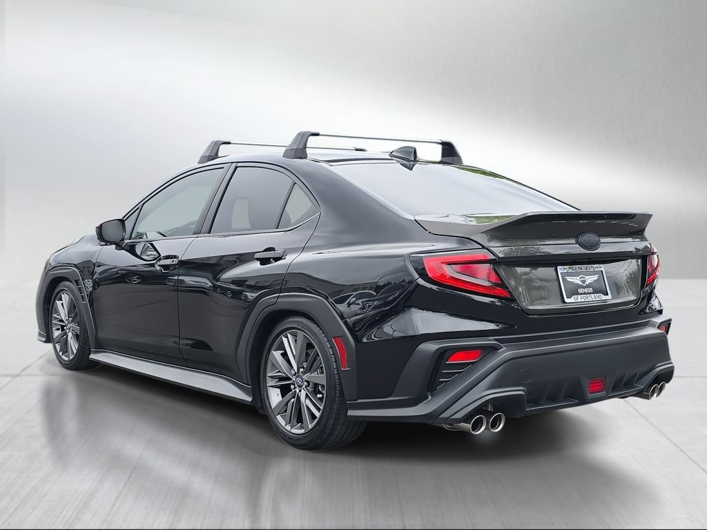 Used 2023 Crystal Black Silica Subaru Base image 5