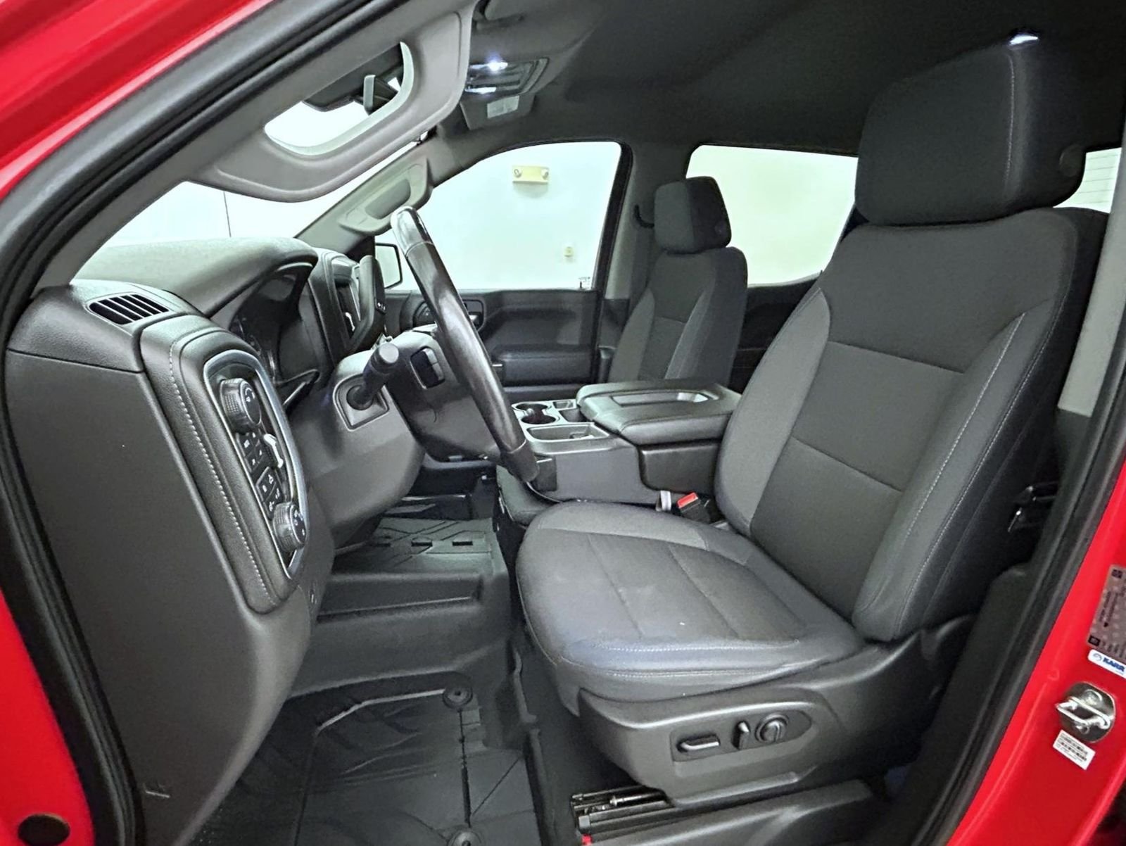 Used 2019 Red Chevrolet RST image 10
