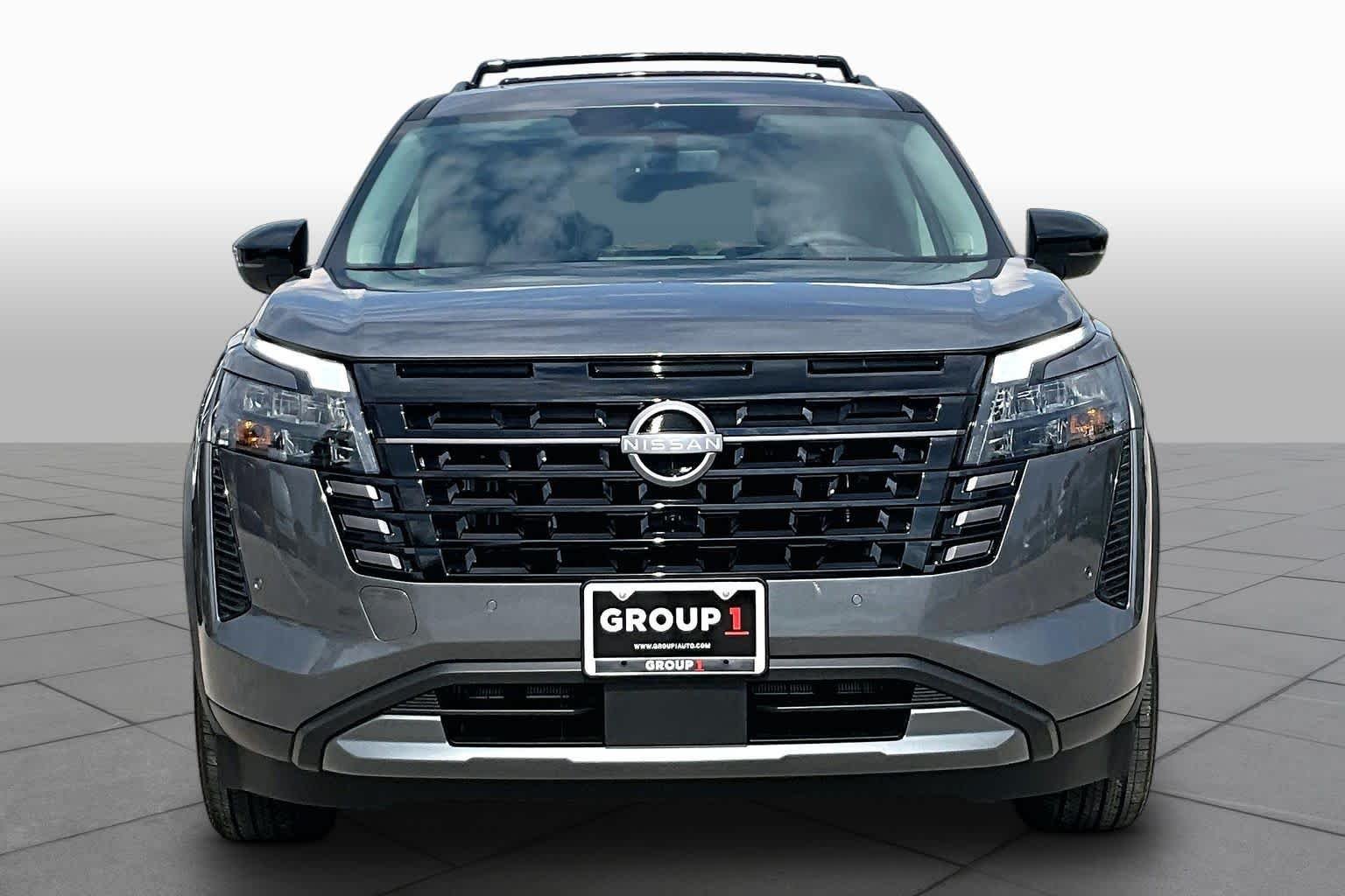 New 2026 Gun Metallic Nissan SL image 3