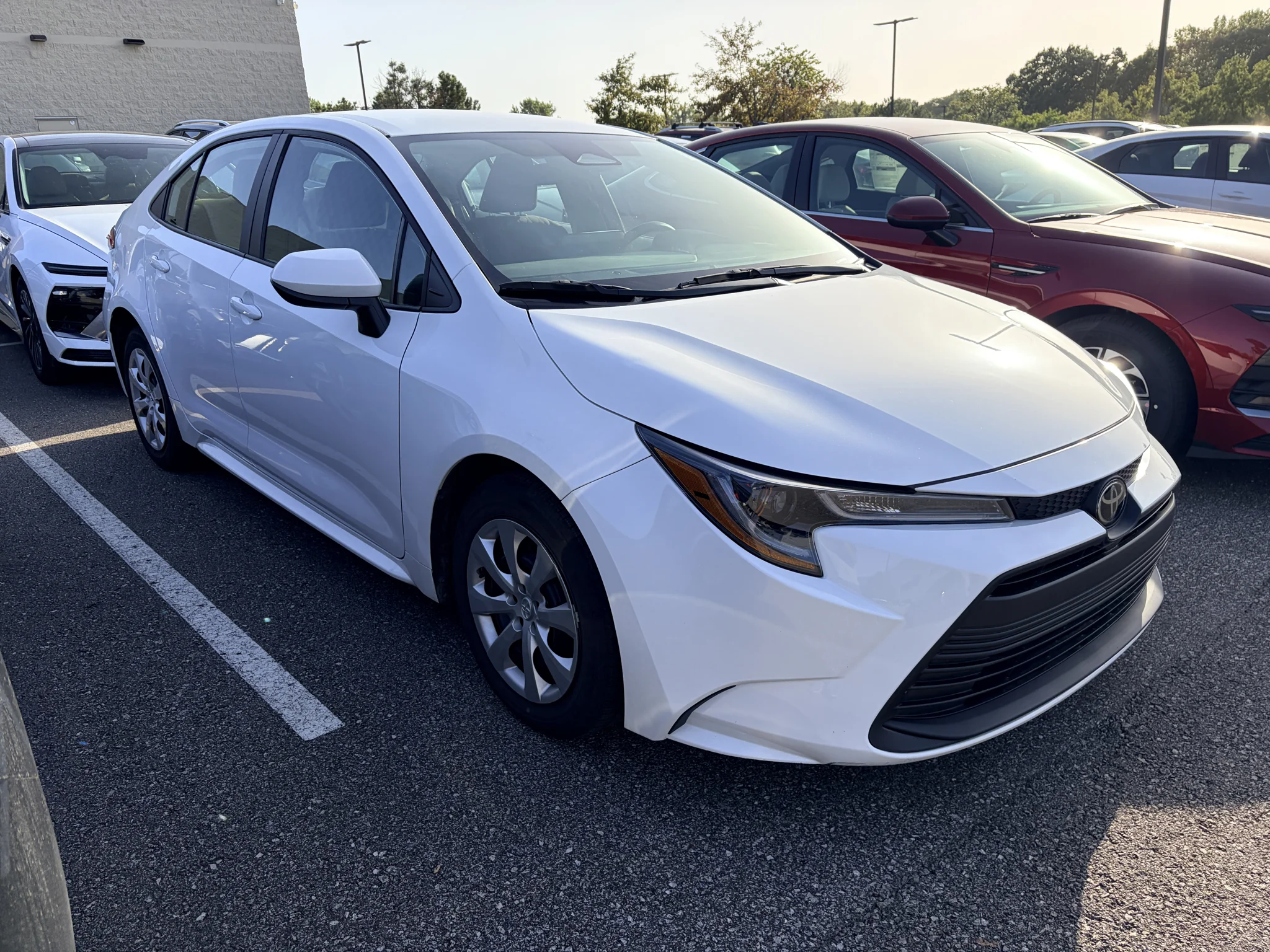 Used 2025 Ice Cap Toyota LE image 7