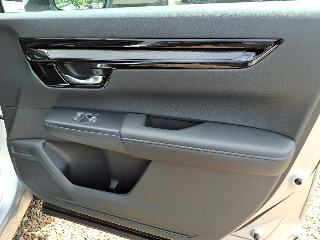 Used 2026 Silver Honda EX-L image 29