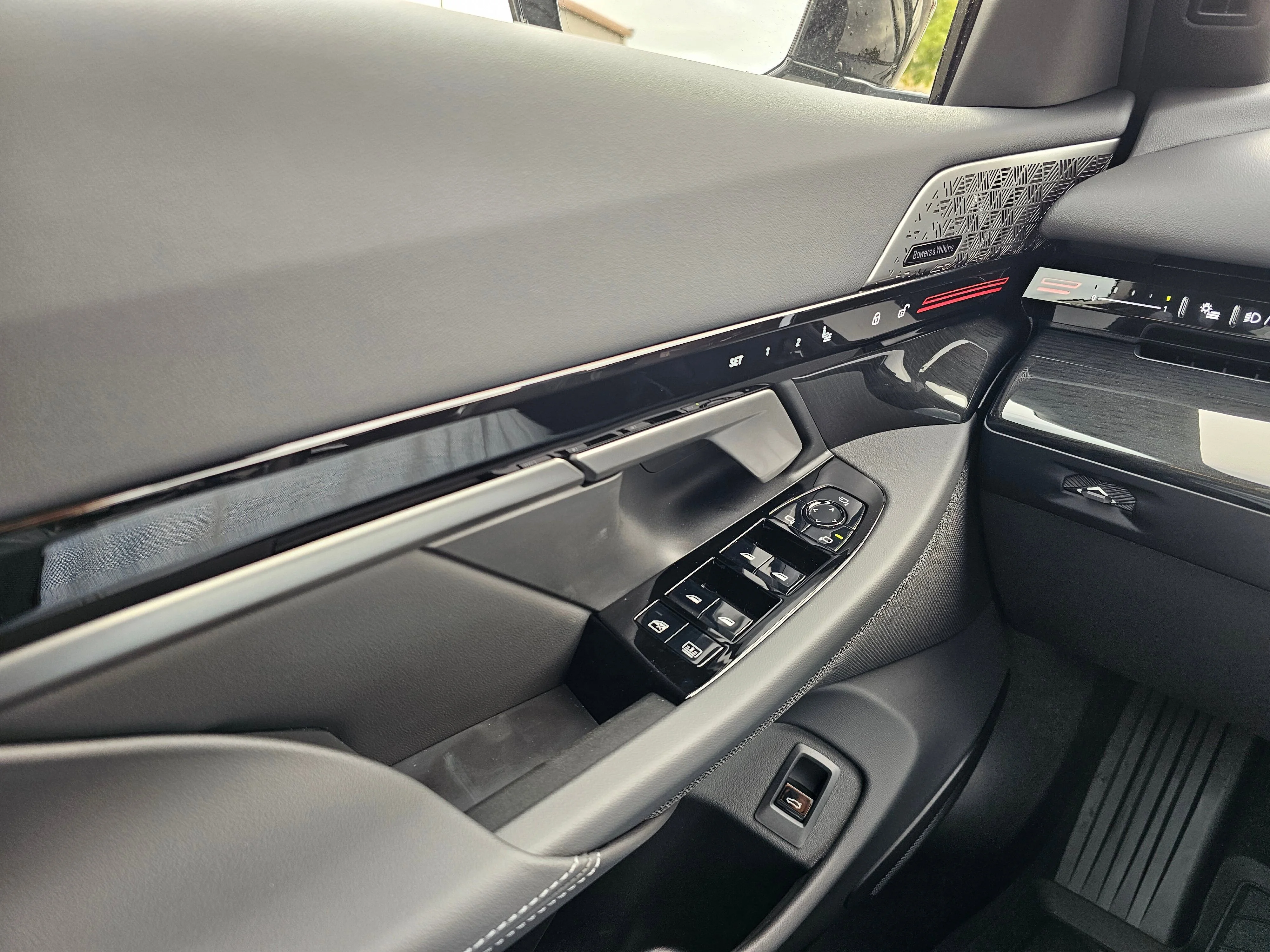 2026 BMW 5 Series 530i - Photo 29