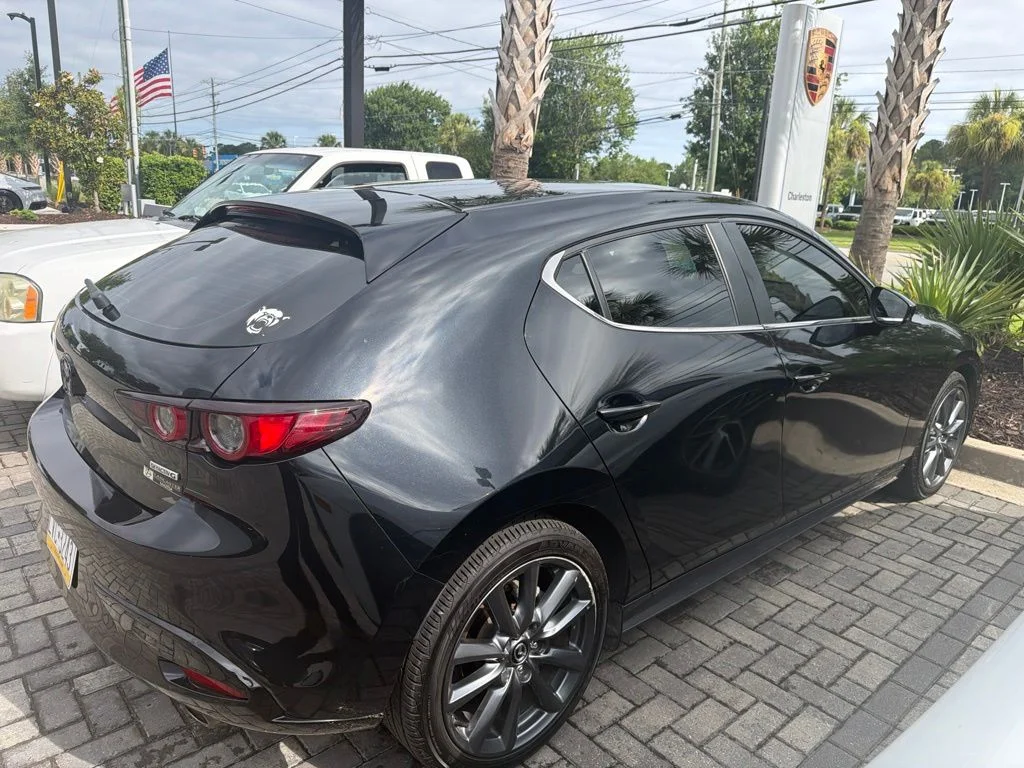 Used 2021 Black Mazda Select image 3