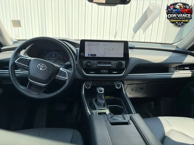 Used 2025 Black Toyota XLE image 12