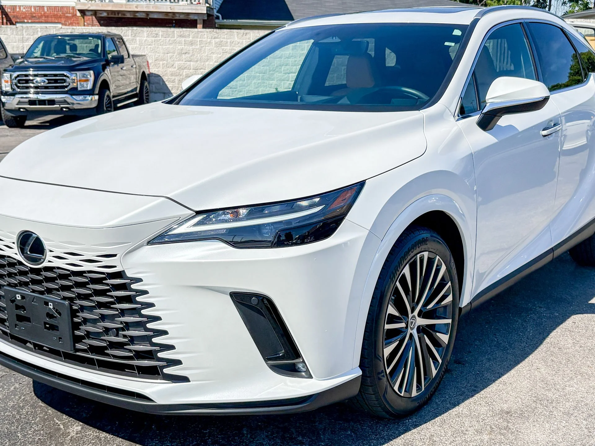 Used 2023 White Lexus 350 Premium Plus image 7