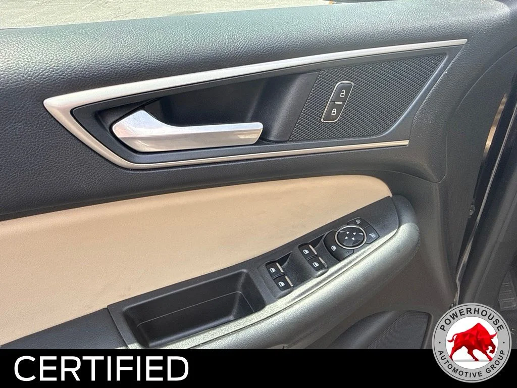 Used 2024 Black Ford SEL image 9