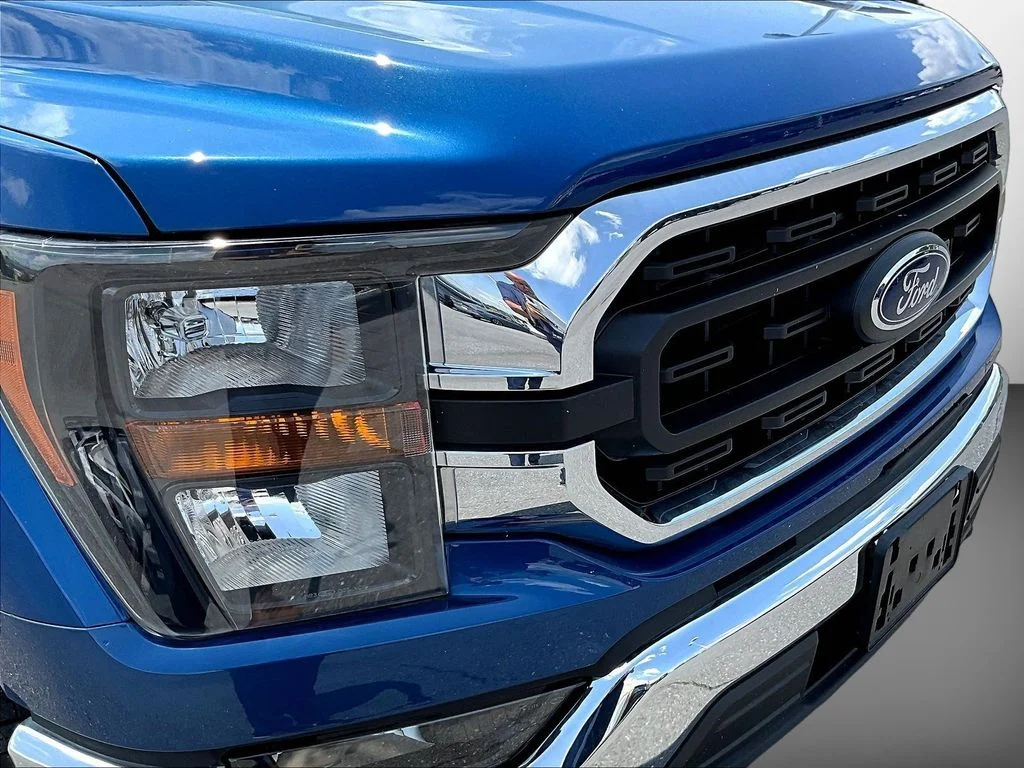 Certified Used 2023 Blue Ford XLT image 33